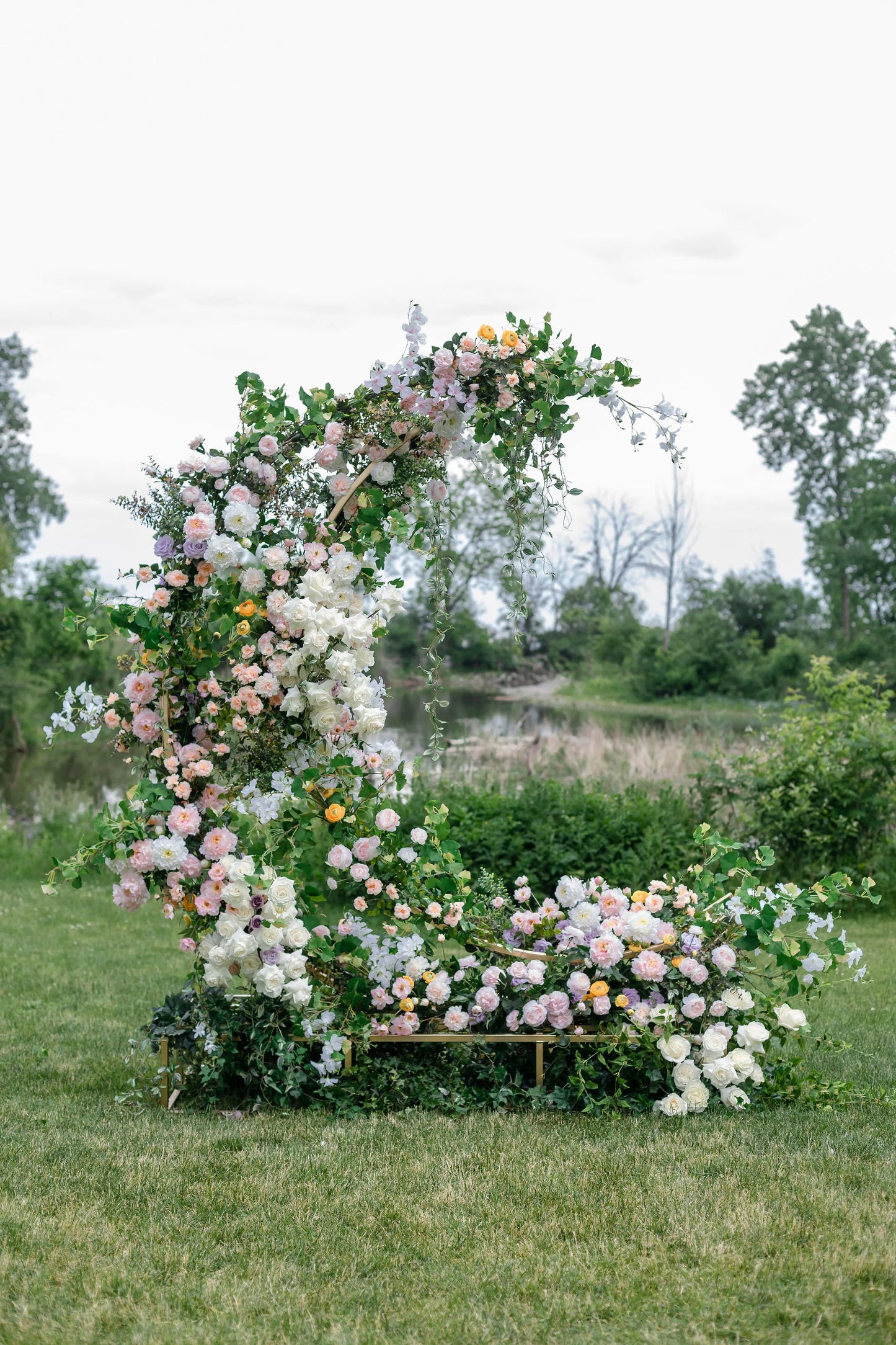 Crescent Moon Arch Frame