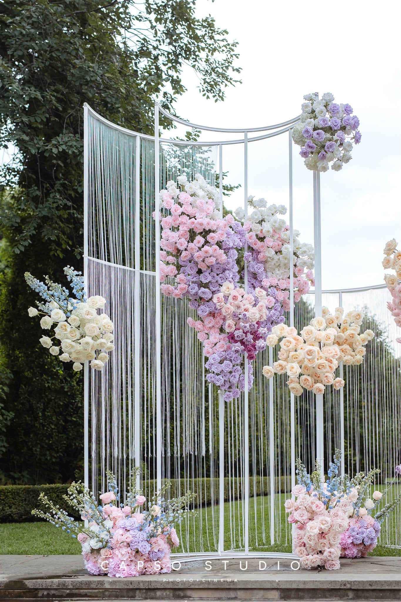 Curved Fringe Arch Frame