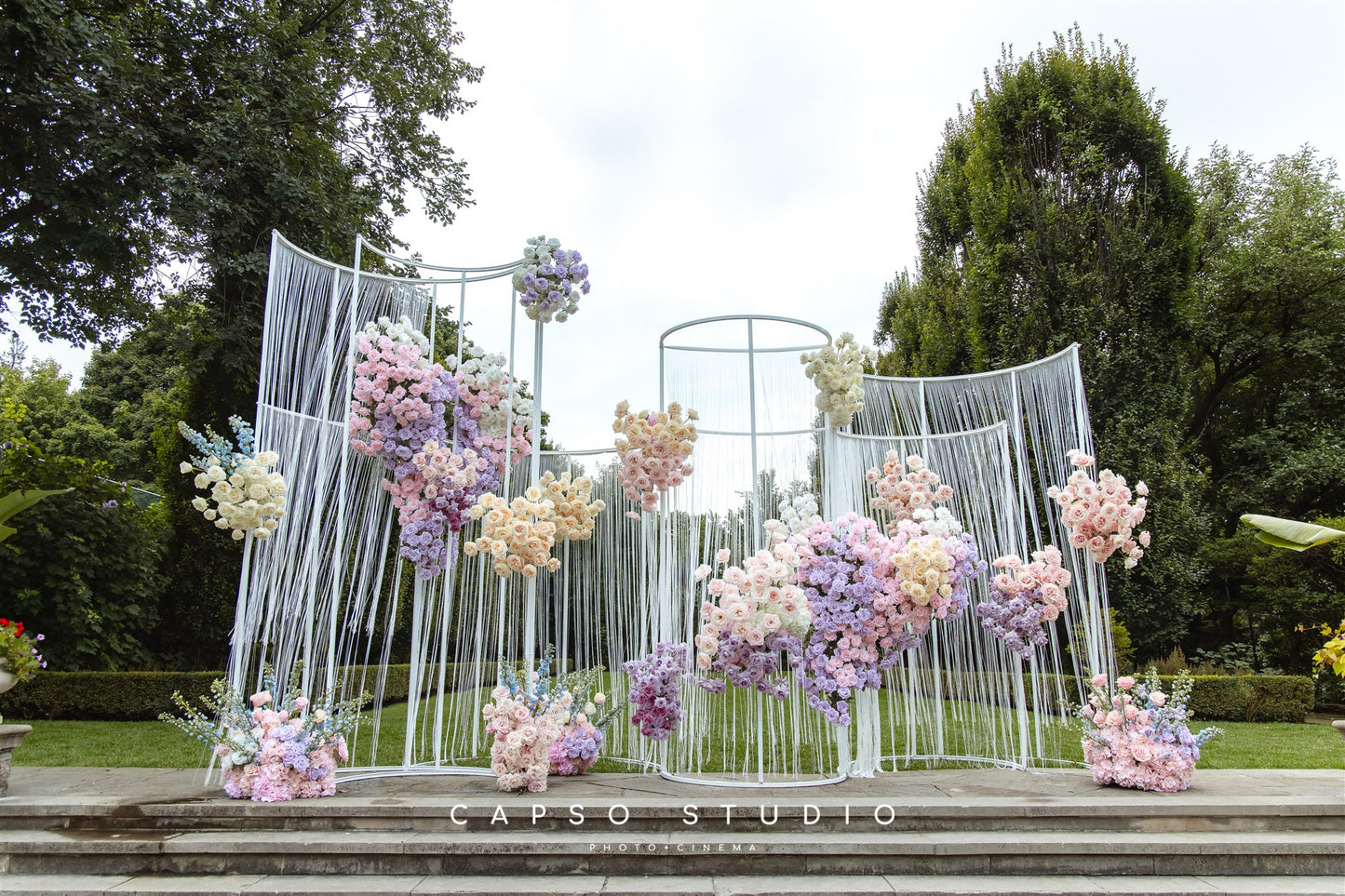 Curved Fringe Arch Frame